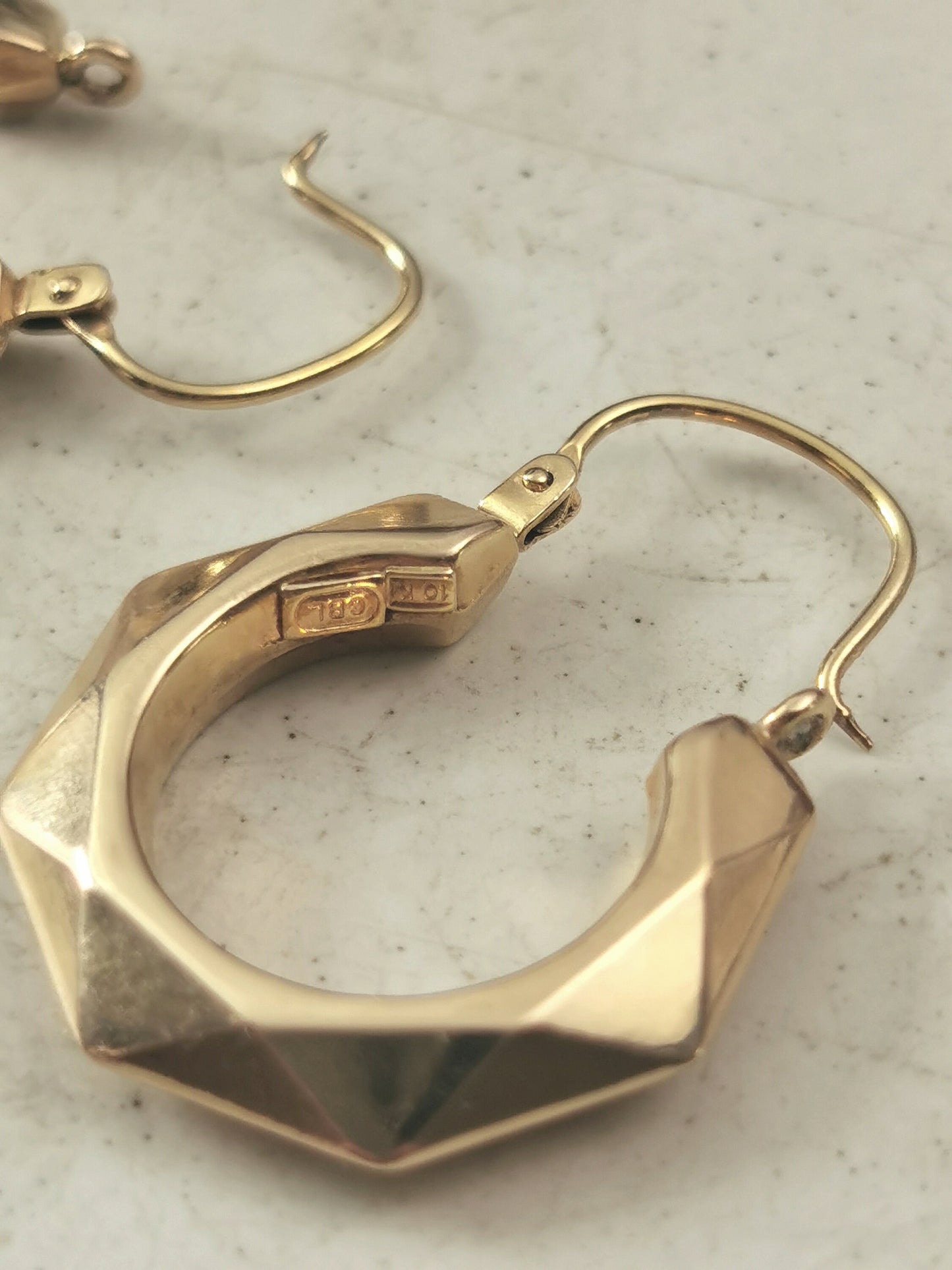 Vintage 10k Yellow Gold Faceted Hoop Earrings