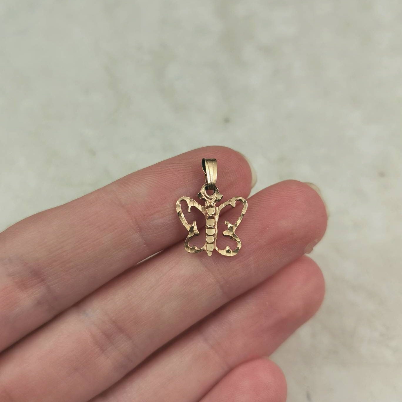 Vintage 10k Yellow Gold Diamond Cut Butterfly Pendant