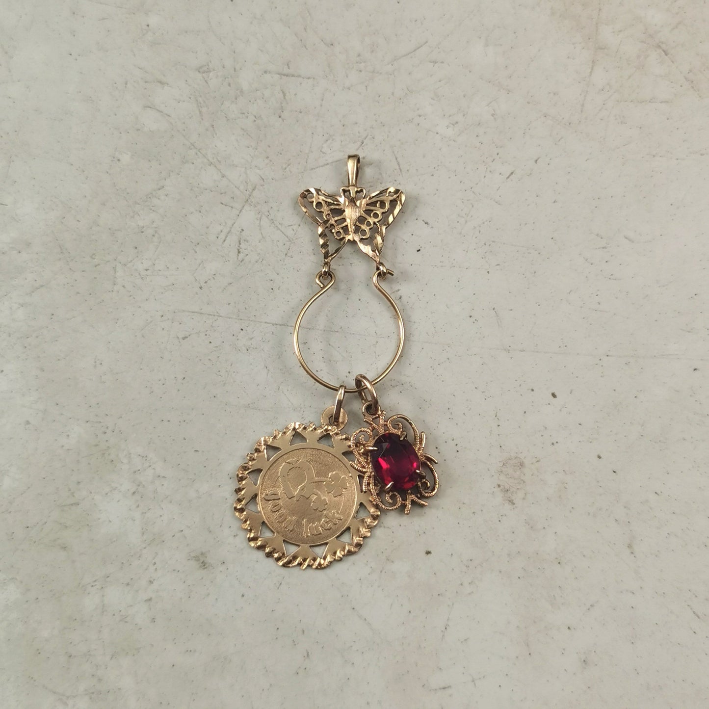 Estate 10k Yellow Gold Diamond Cut Butterfly Charm Holder Pendant