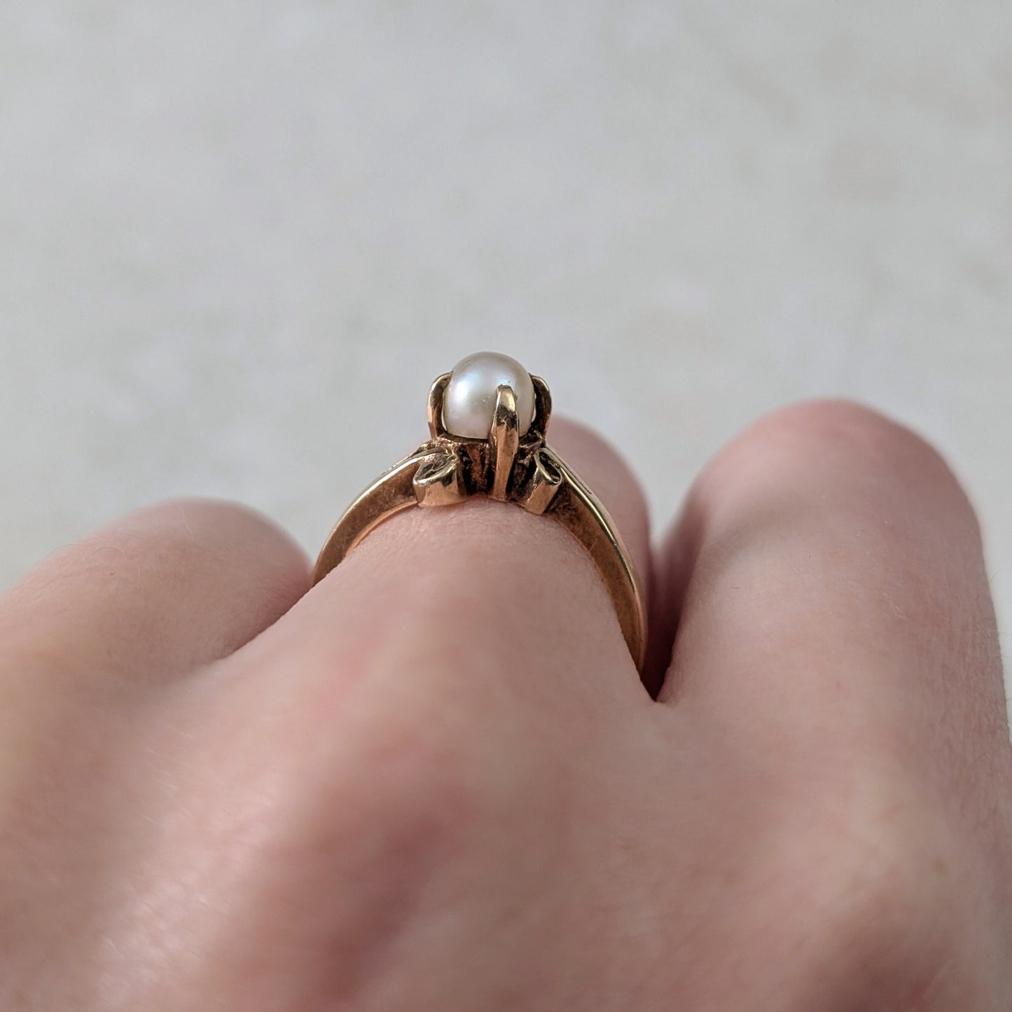Vintage 10k Yellow Gold Pearl Solitaire Ring