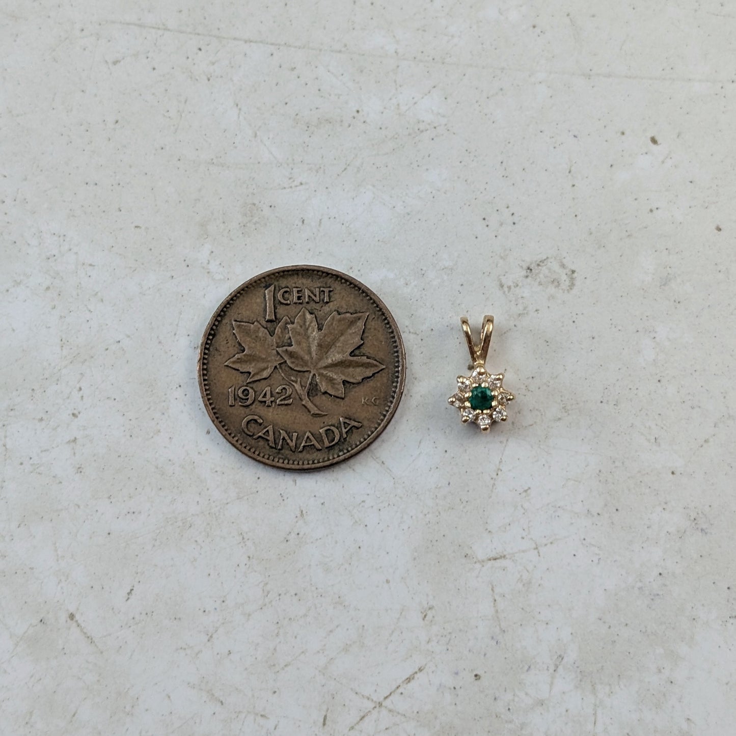 14k Yellow Gold Emerald and Diamond Cluster Flower Pendant