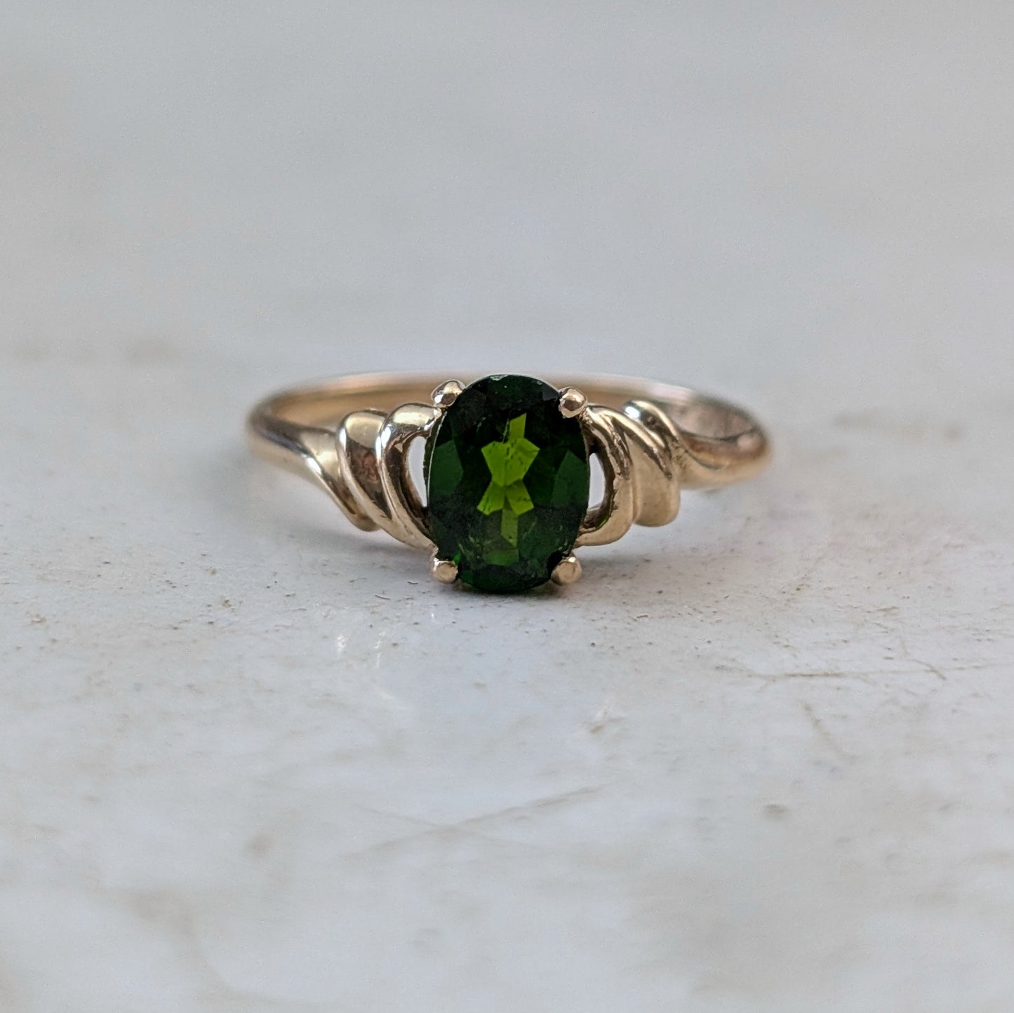 10k Yellow Gold Diopside Ring