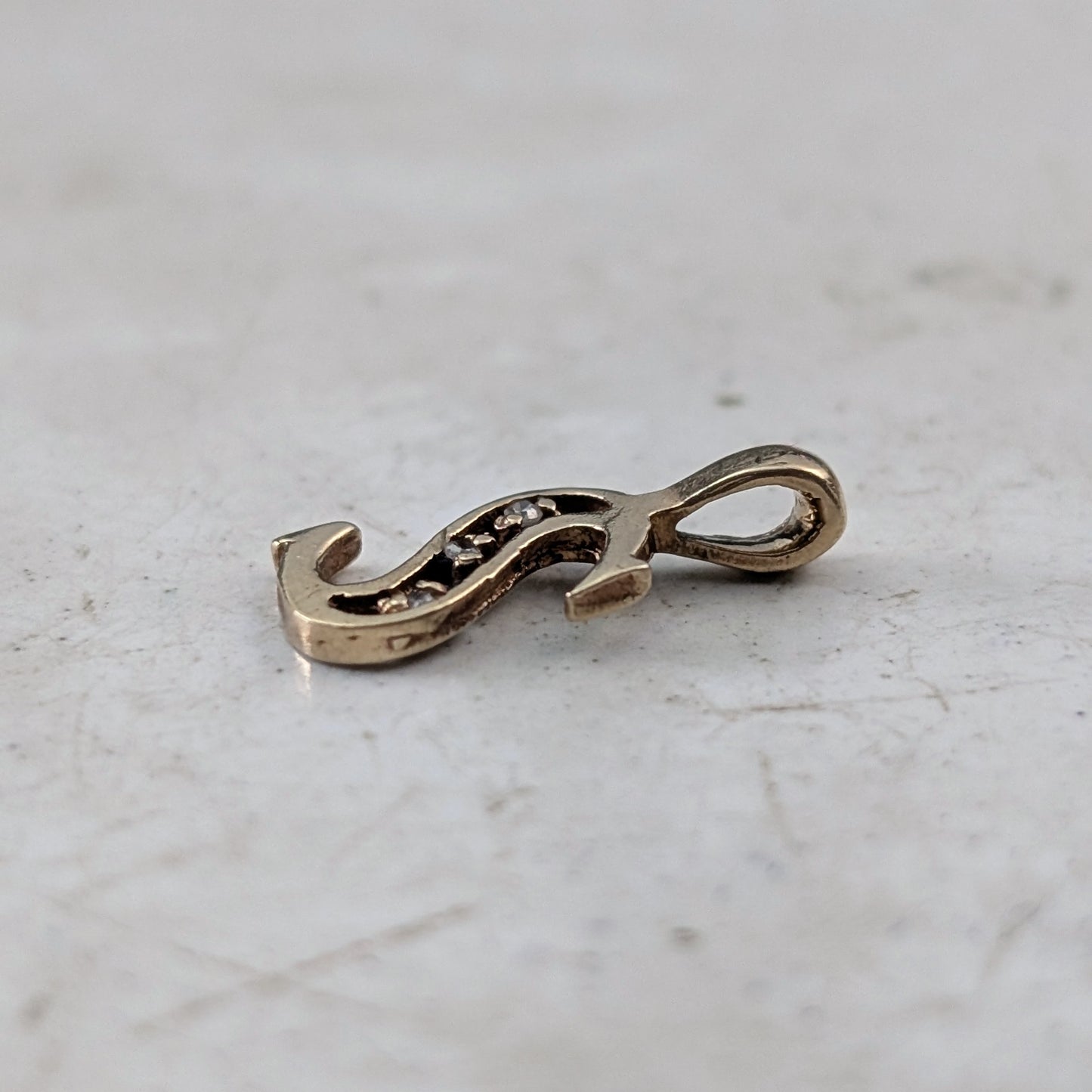 Estate 10k Yellow Gold and Diamond Initial S Pendant