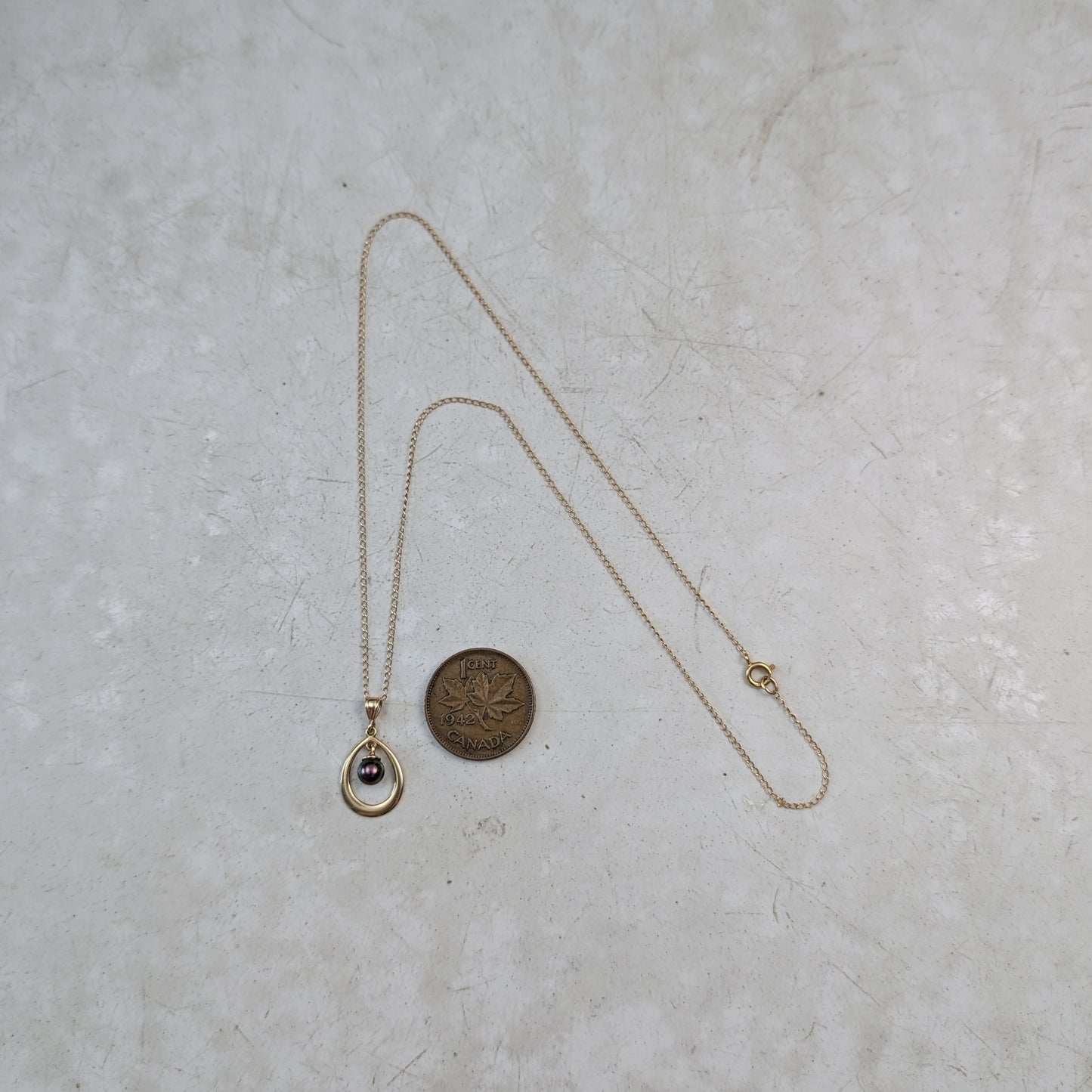 Vintage 14k Yellow Gold Tahitian Pearl Necklace
