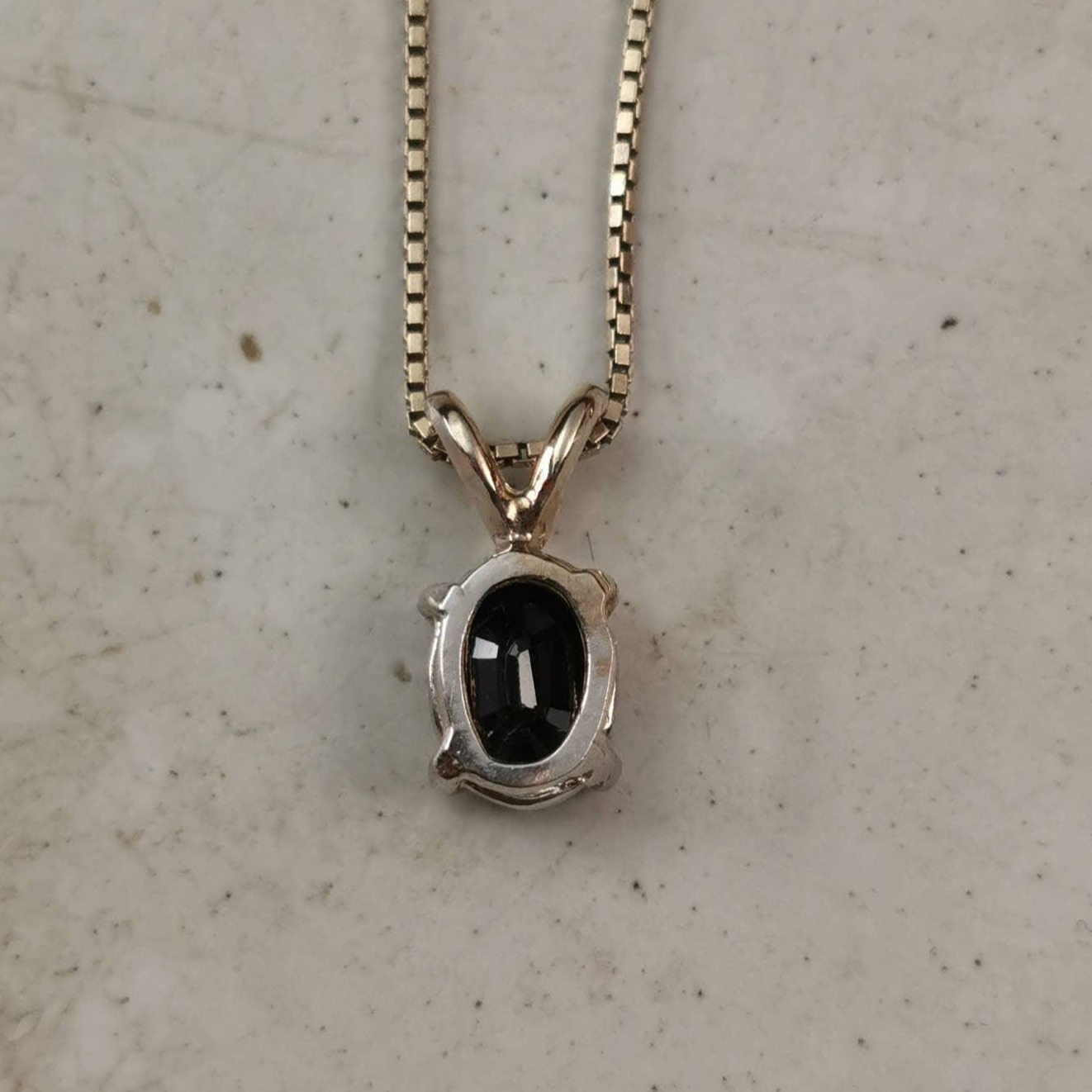 Estate 10k White Gold Sapphire Pendant Necklace