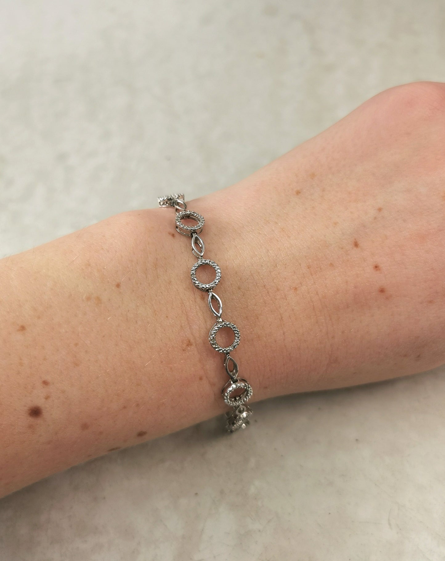 Estate Sterling Silver & Diamond Circle Link Bracelet