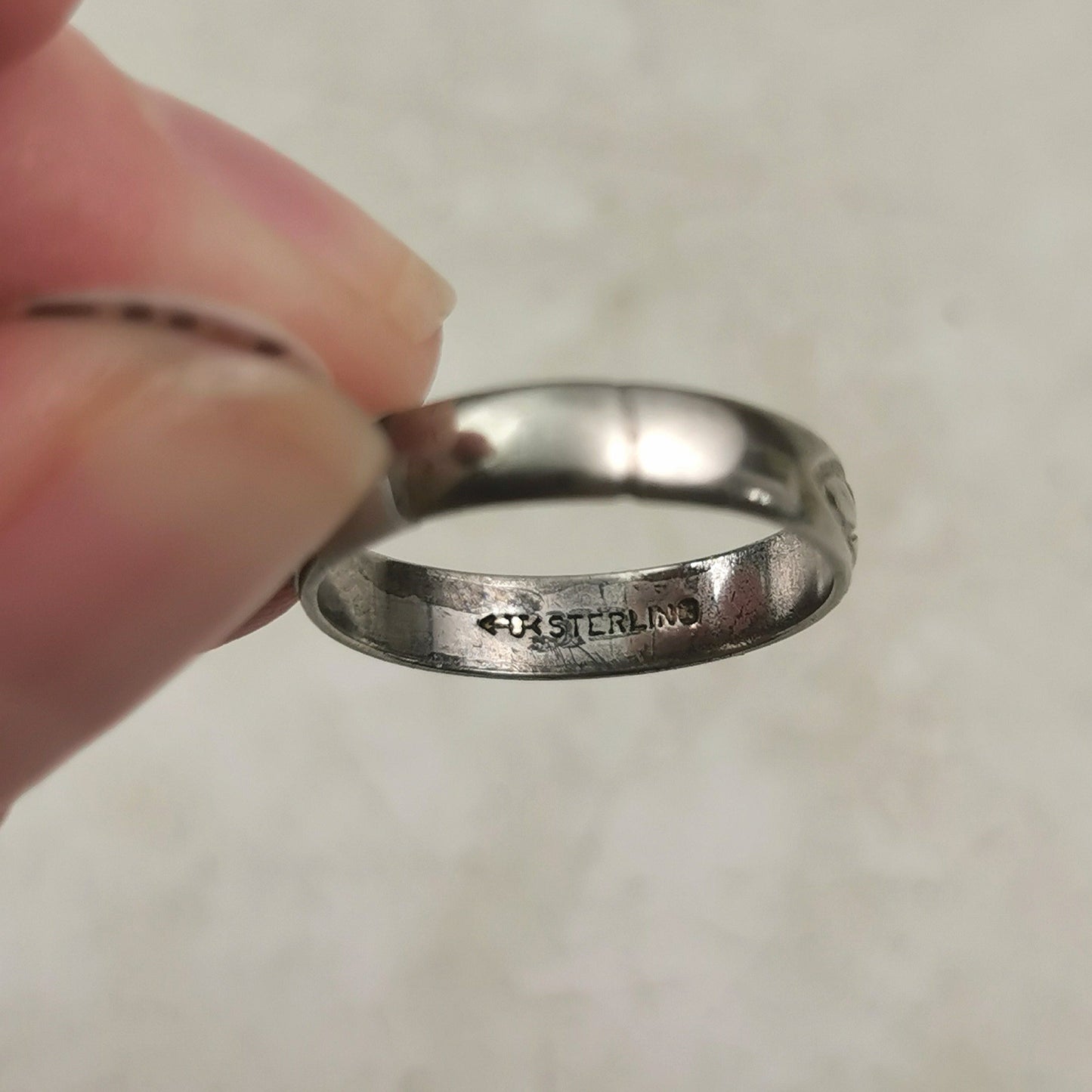 Vintage Uncas Sterling Silver I.A.H. Signet Band