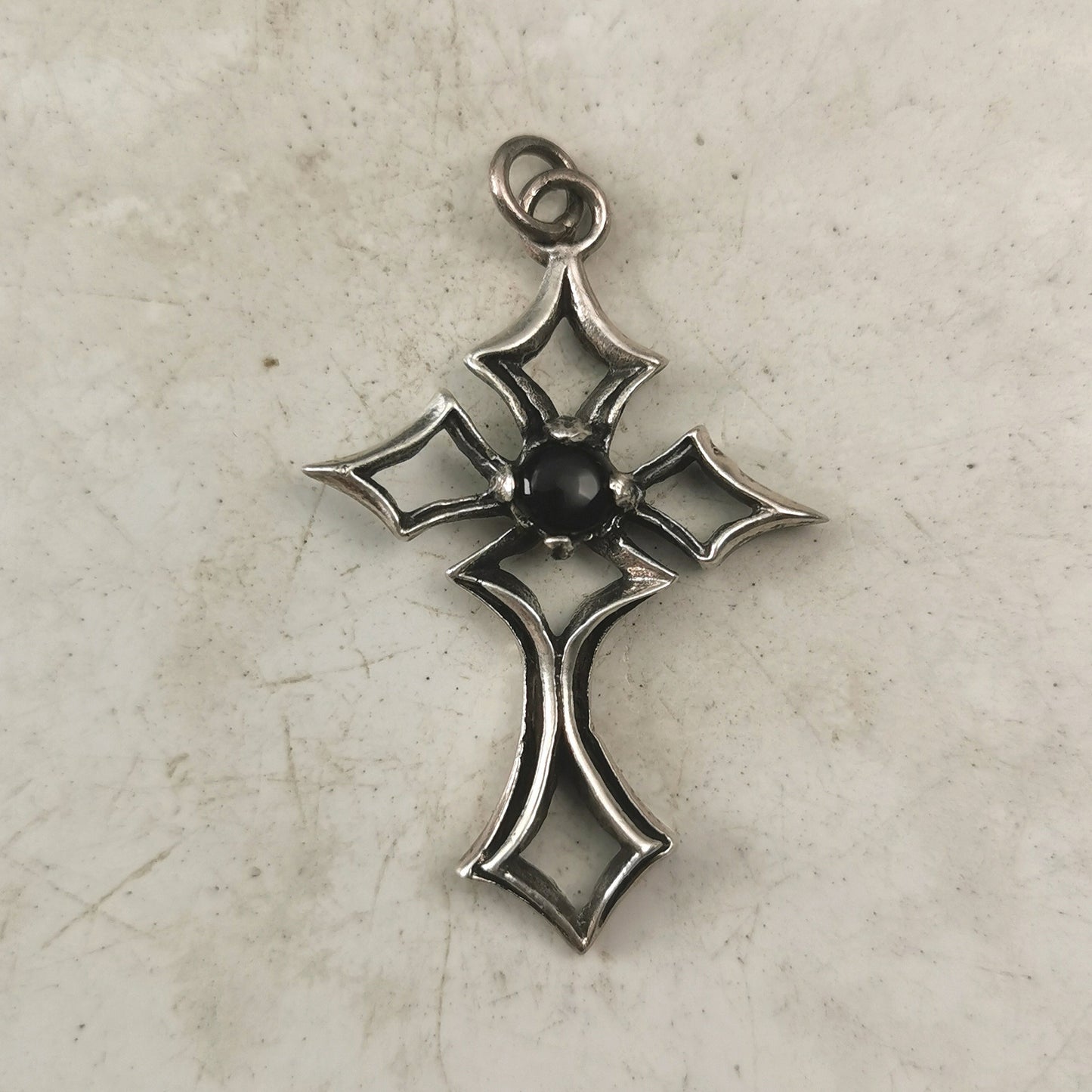 Vintage Dead Stock Sterling Silver & Onyx Crosd