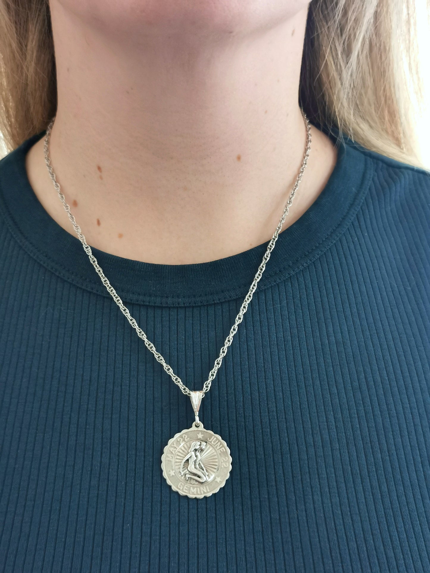 Vintage Sterling Silver Gemini Disc Necklace