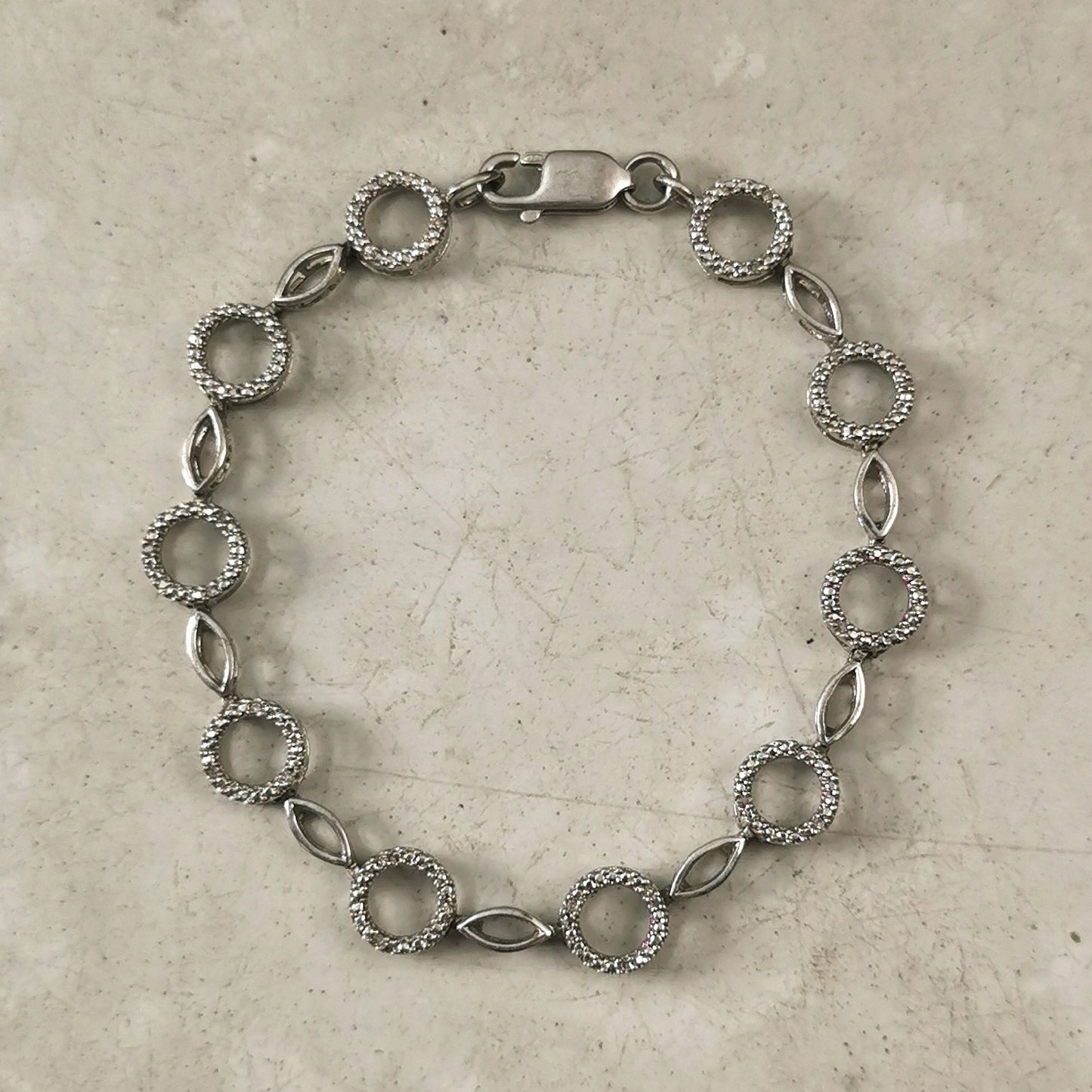 Estate Sterling Silver & Diamond Circle Link Bracelet