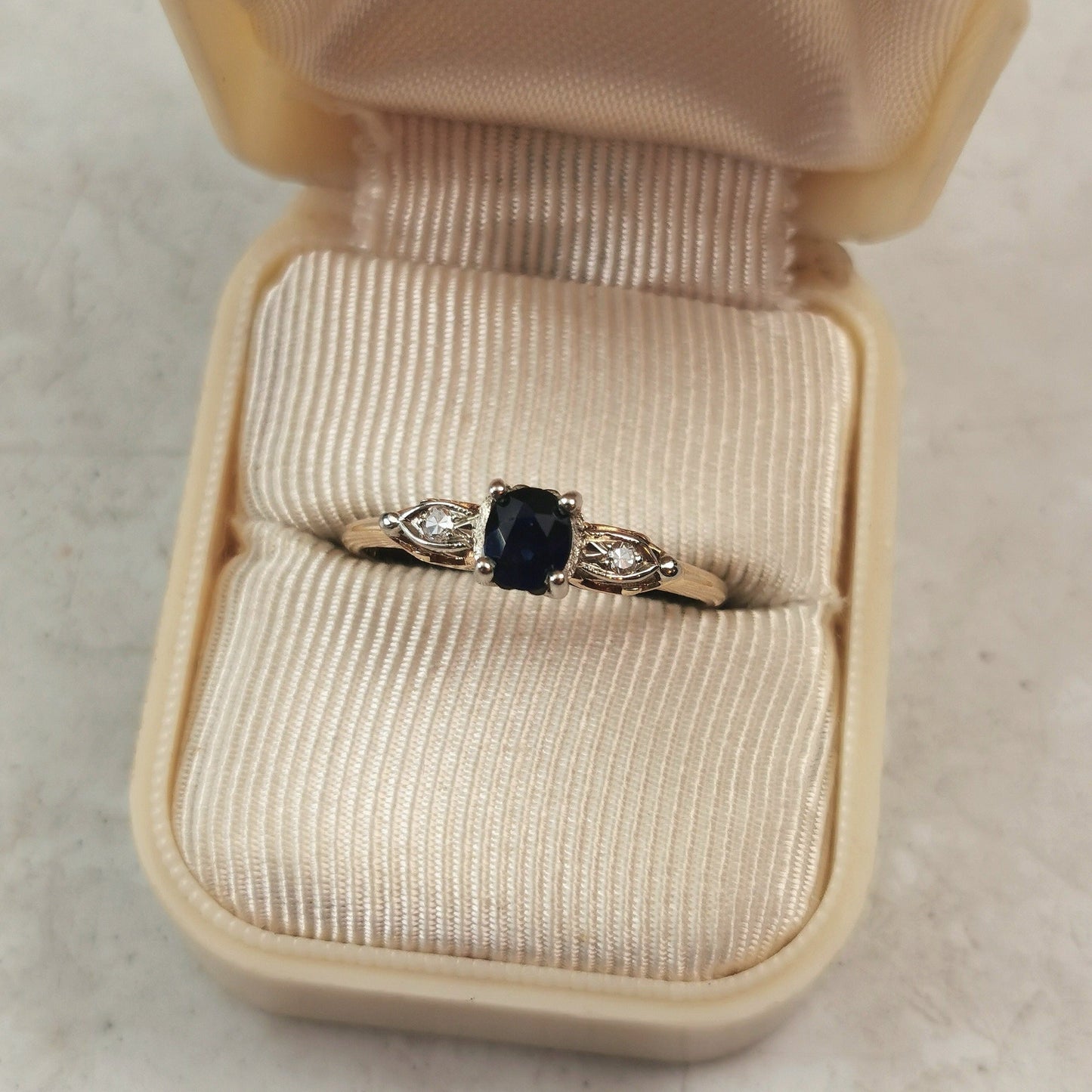 Vintage 1950s Imitation Sapphire Ring - Garnet Topped Doublet & Diamond Ring
