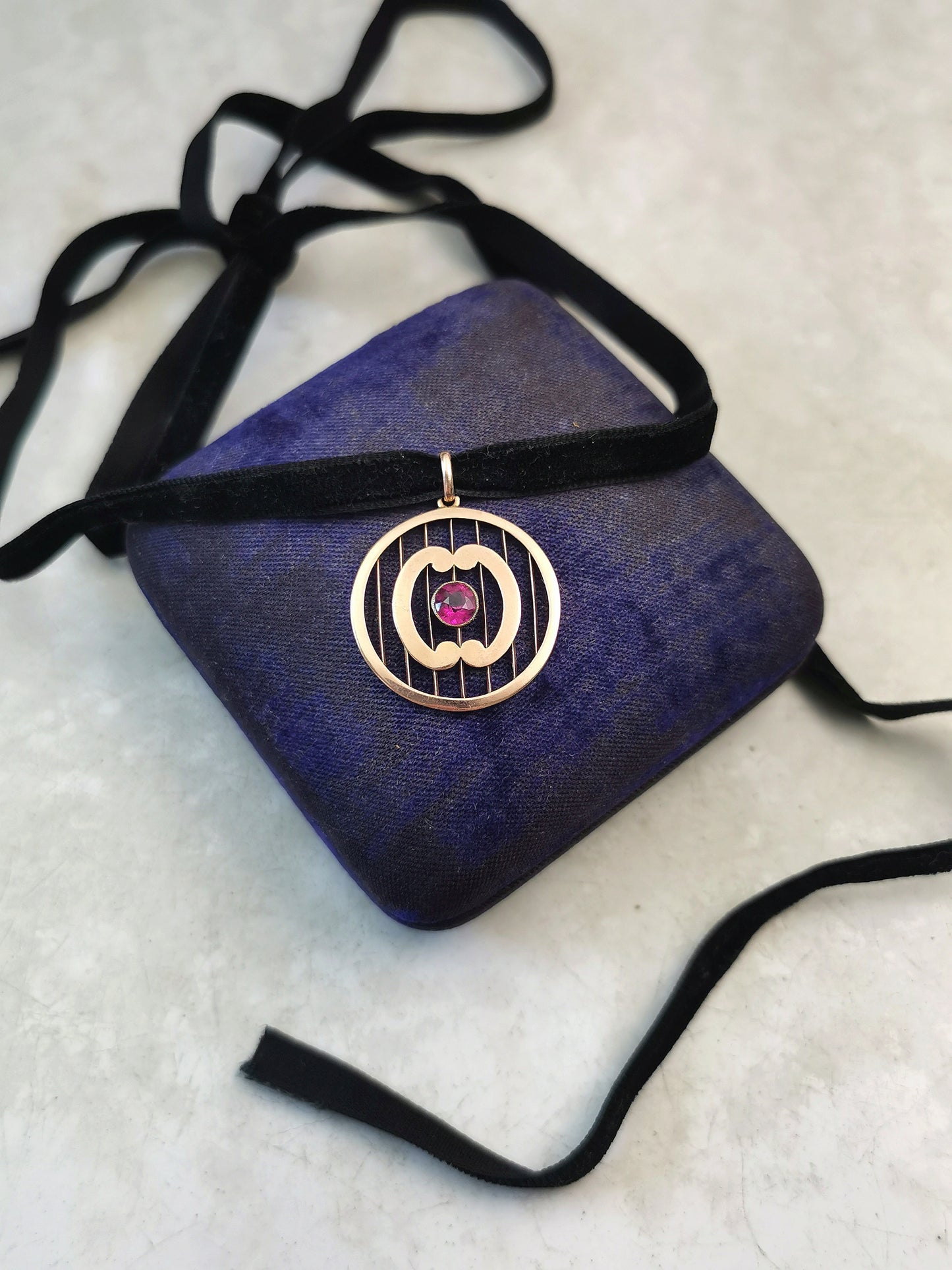 Edwardian 9ct Yellow Gold Pink Garnet Pendant on Black Velvet Choker