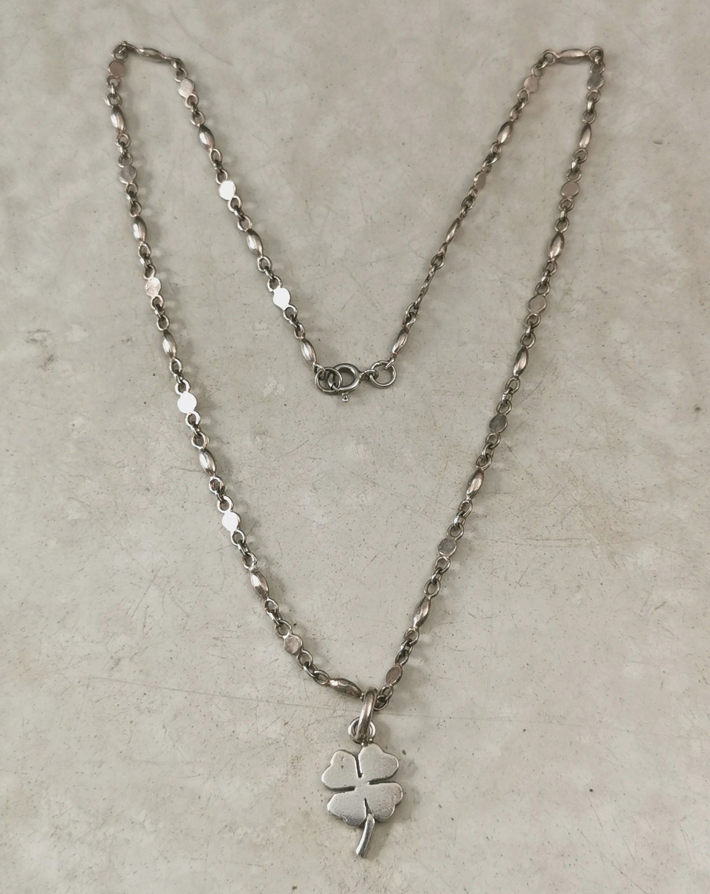 Estate Links Of London 4 Leaf Clover Pendant & Vintage Sterling Silver Line Dot Station Chain