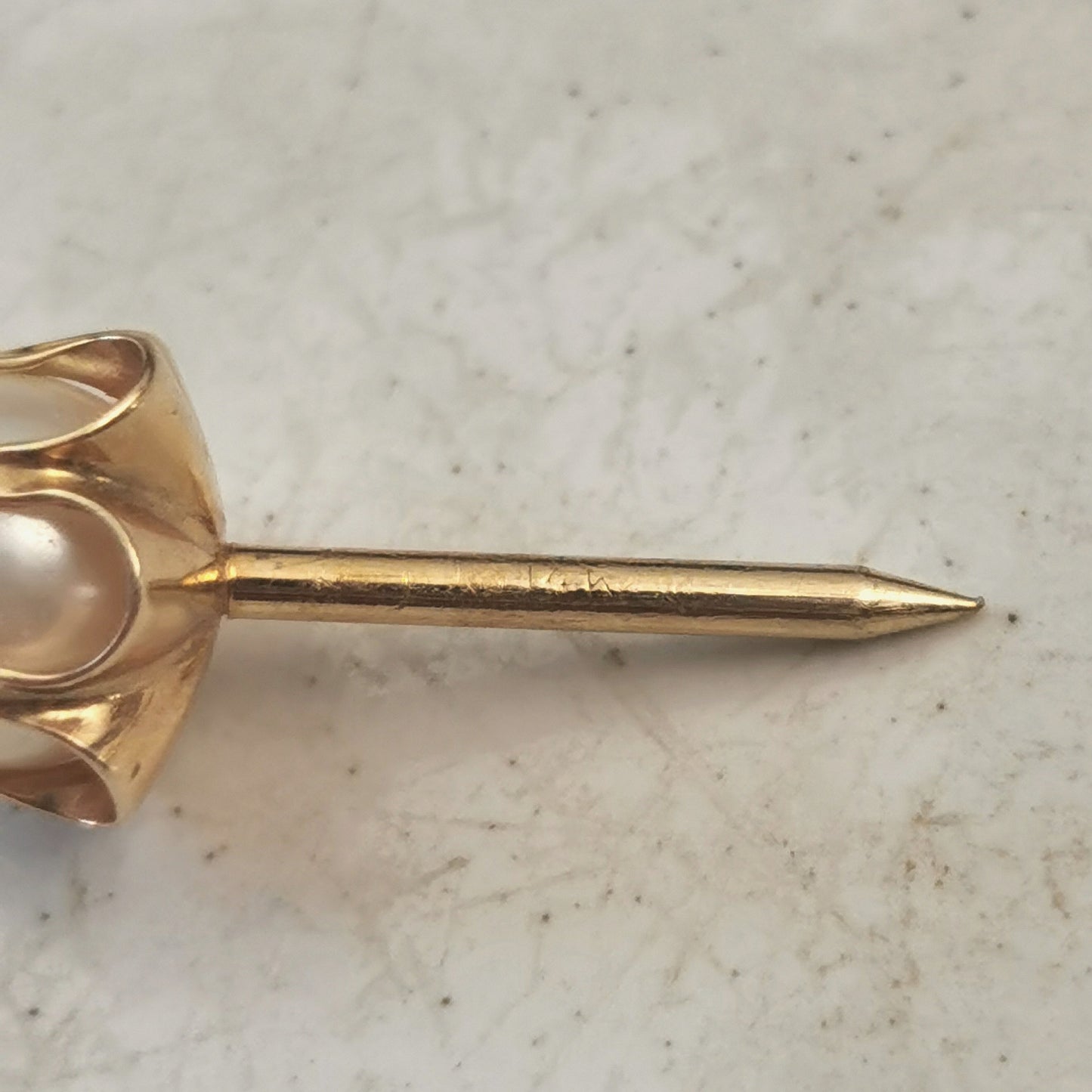 Vintage 14k Yellow Gold Belcher Set Pearl Tie Tack