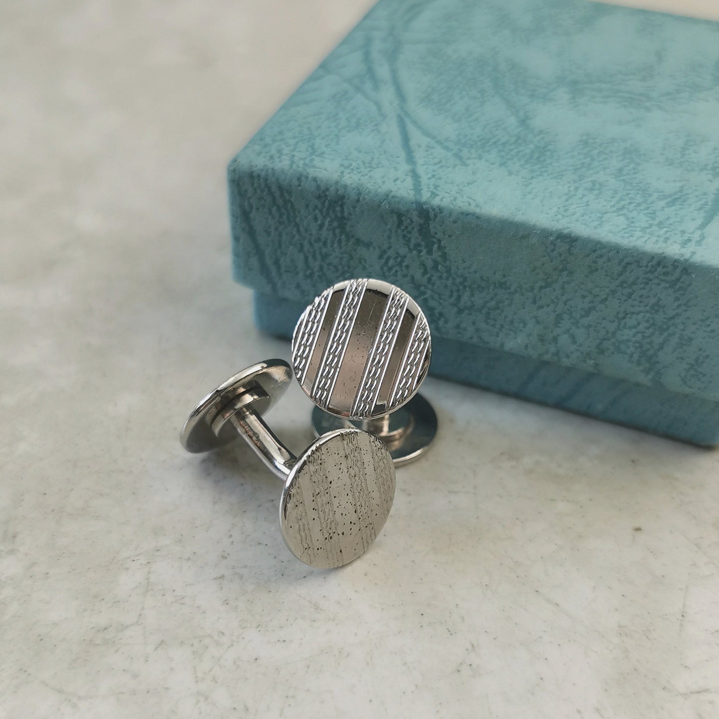 Vintage Sterling Silver Patterned Circle Cufflinks