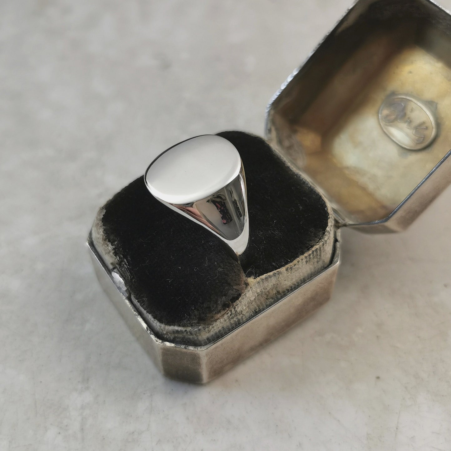 New Sterling Silver Rhodium Plated Blank Oval Signet Ring