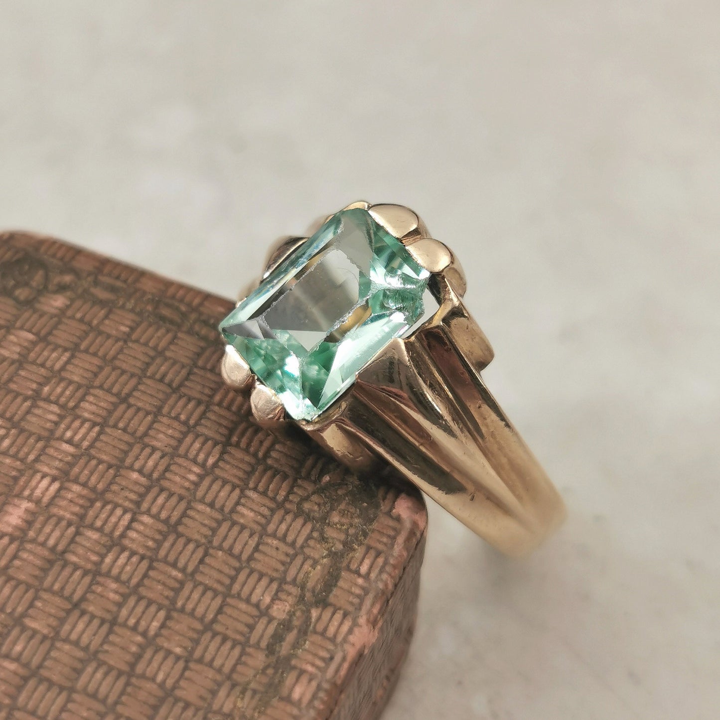 Vintage Art Deco Vaseline Glass Ring