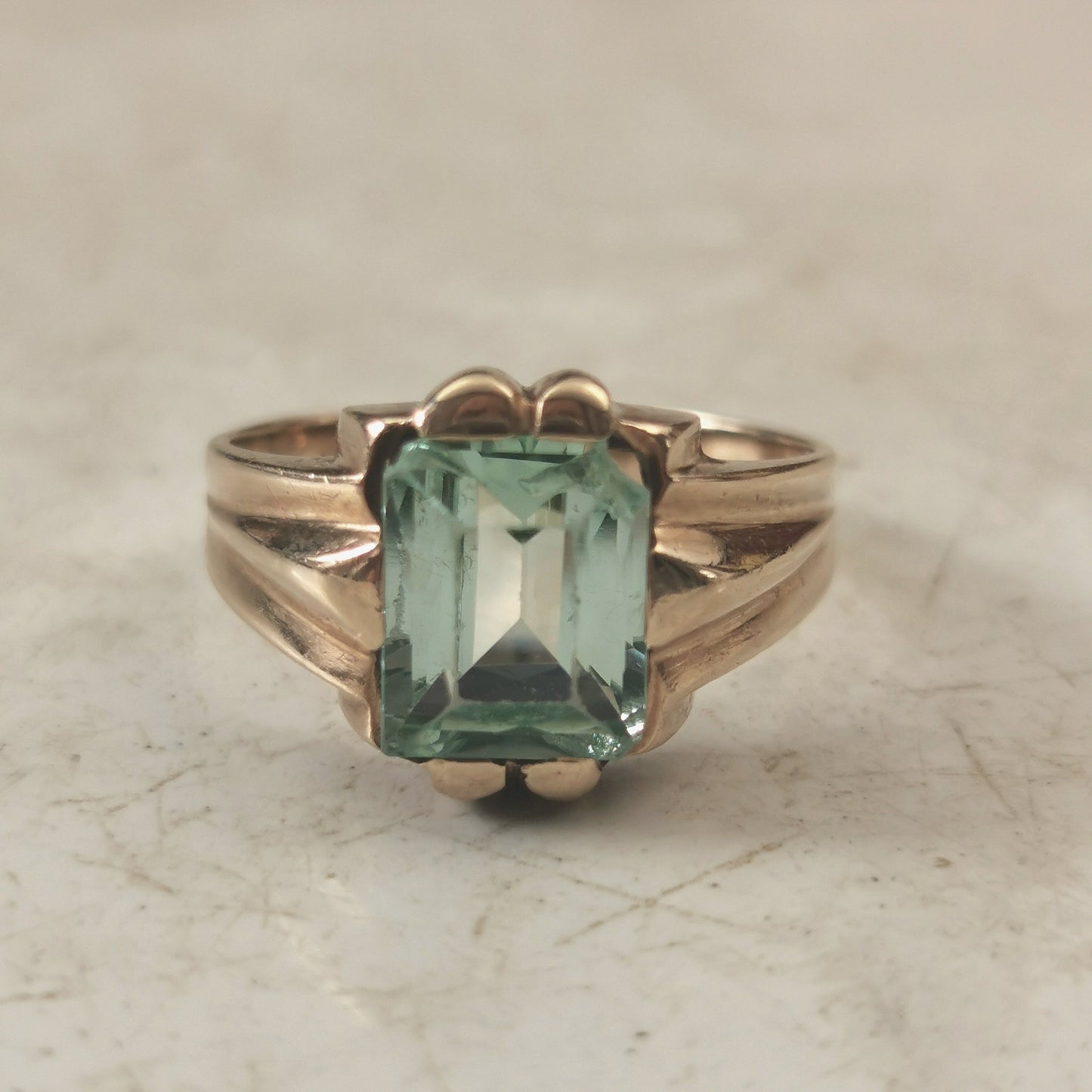 Vintage Art Deco Vaseline Glass Ring