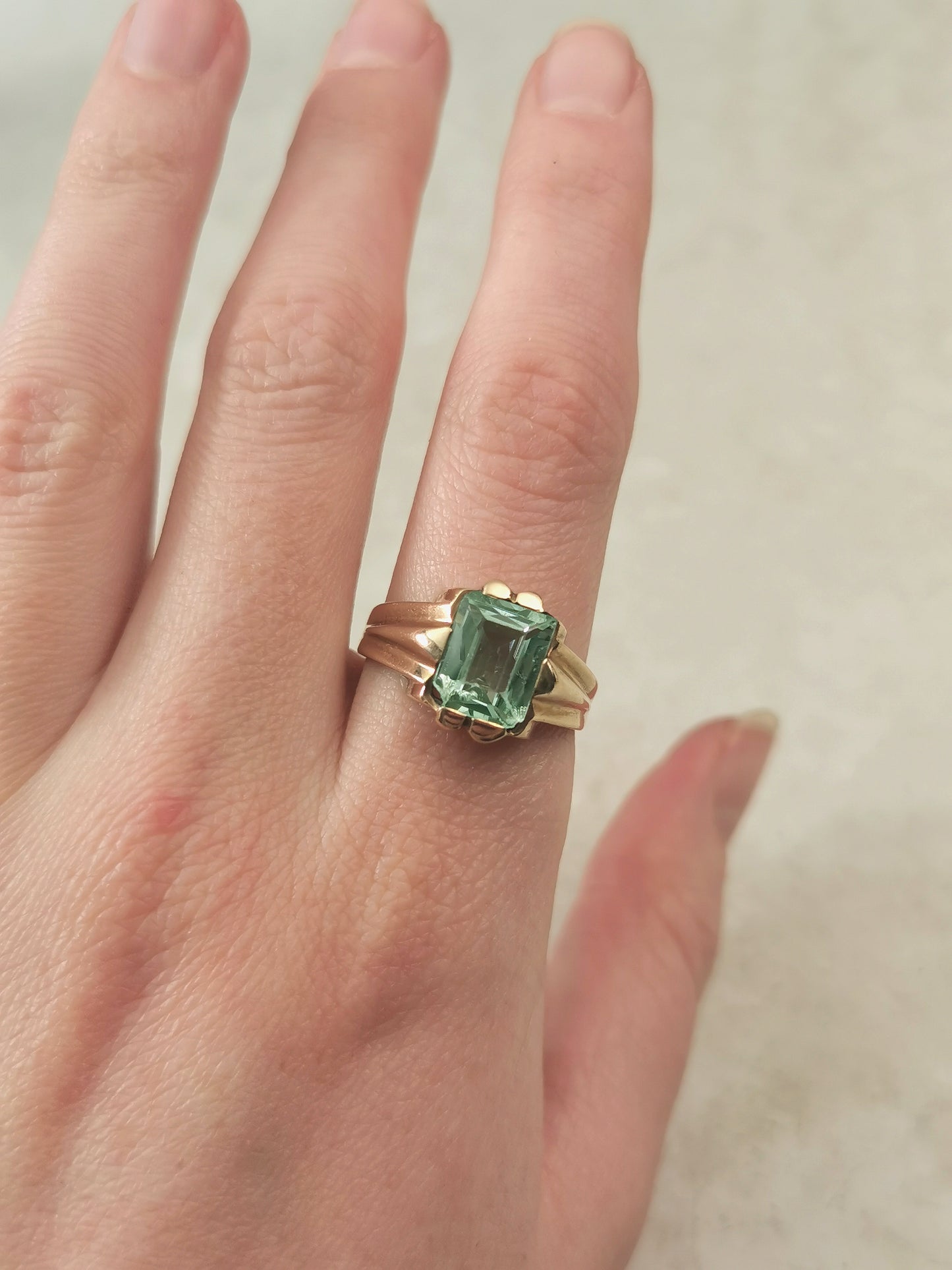 Vintage Art Deco Vaseline Glass Ring