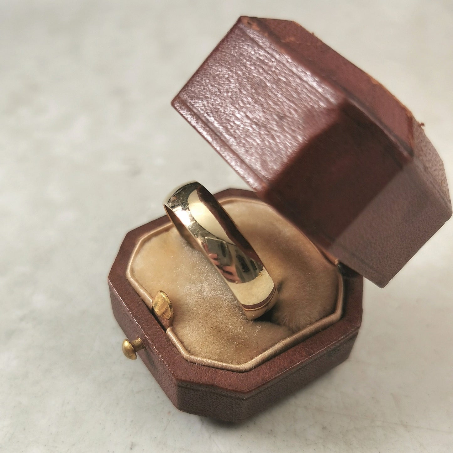 Estate 10k Yellow Gold Wide Wedding Band