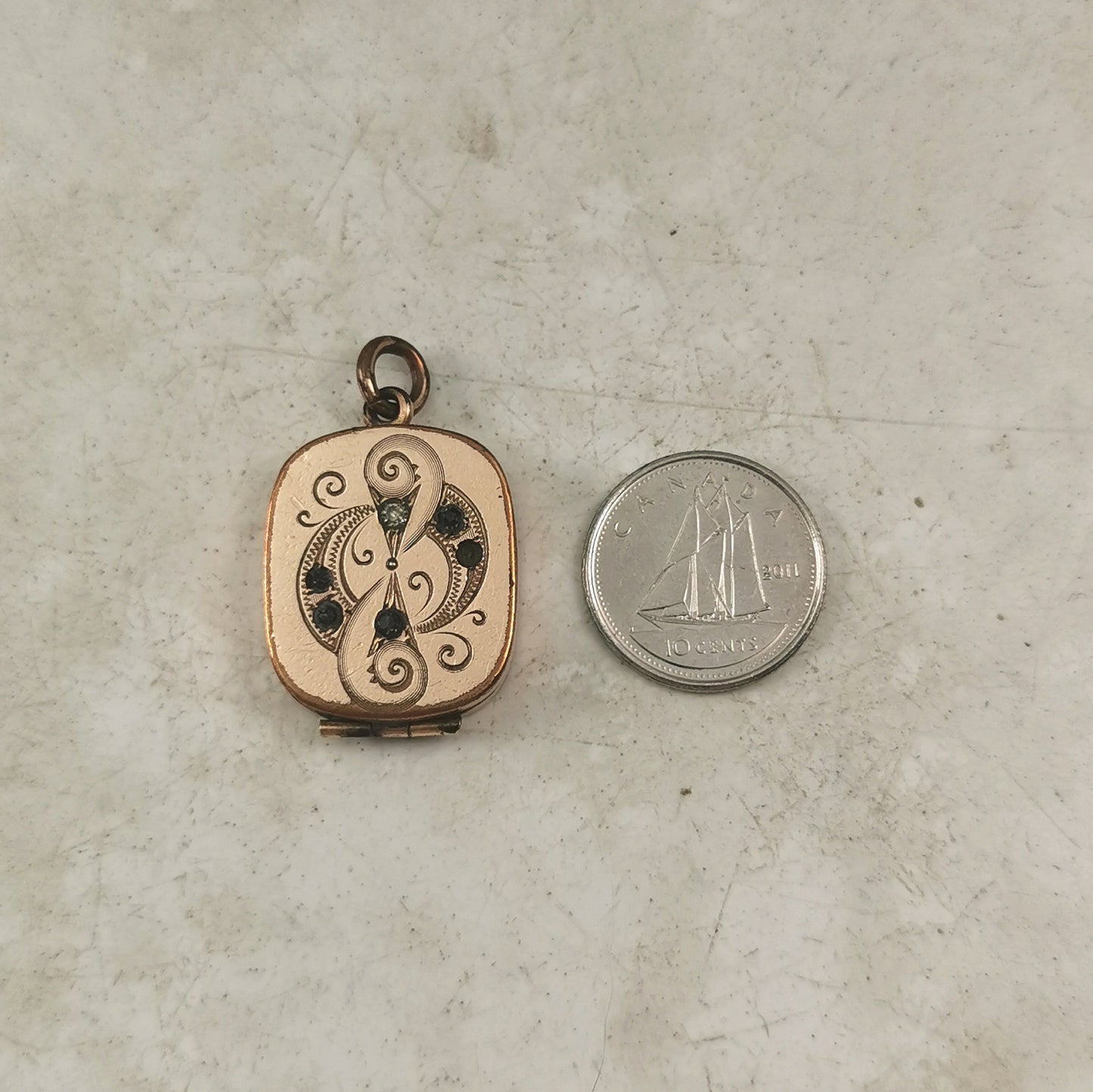Antique Victorian Gold Filled Paste Locket