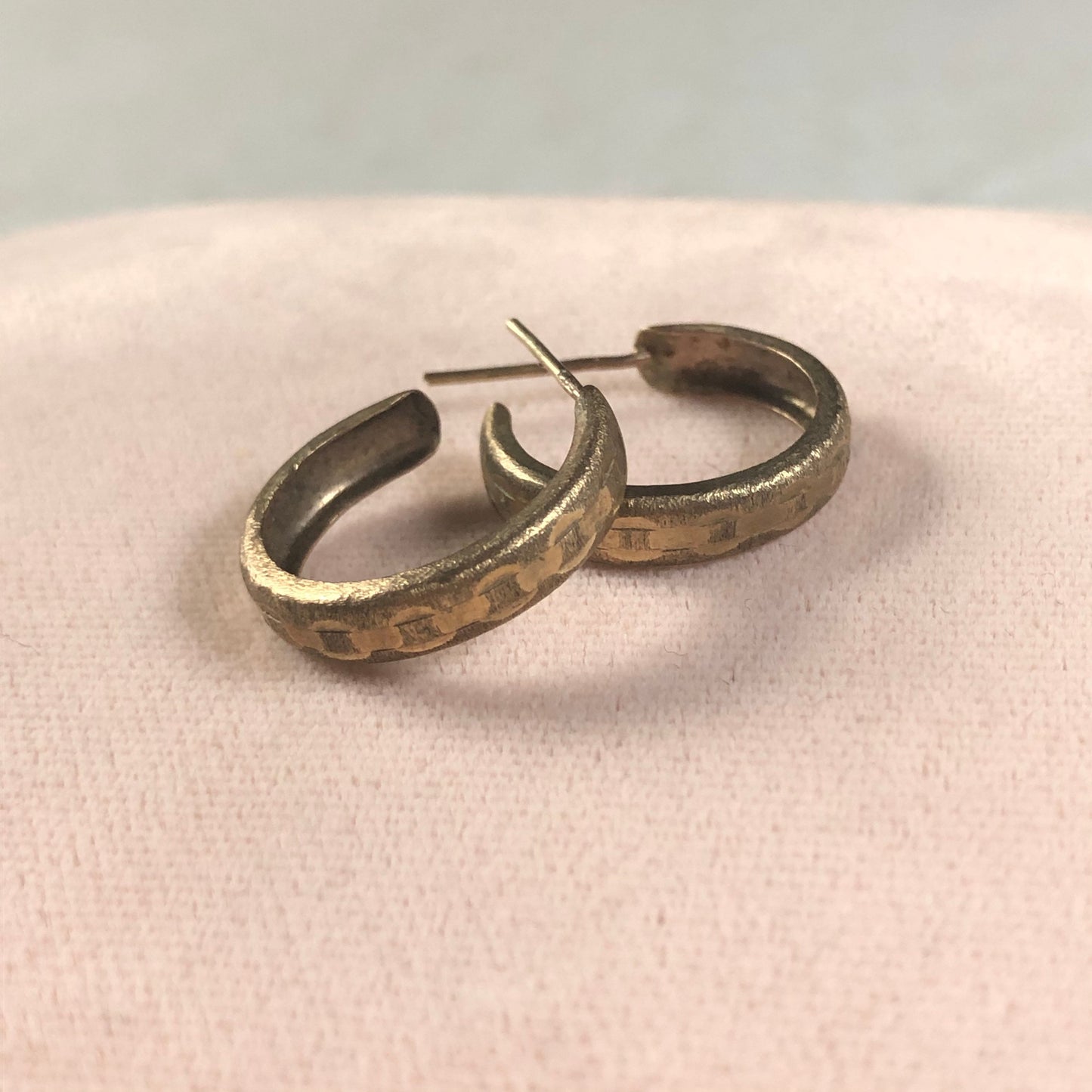 Vintage 9ct Gold Hoop Studs With Engraved Chain Detailing