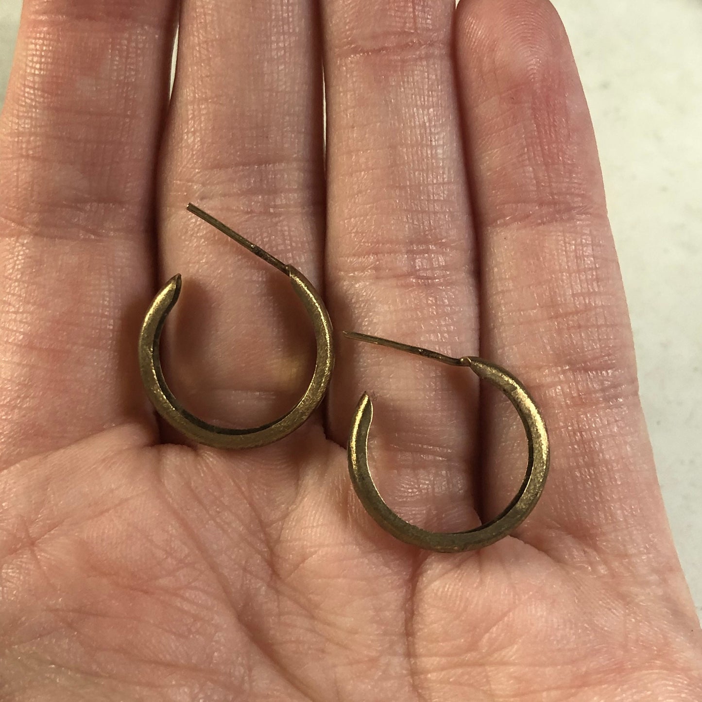 Vintage 9ct Gold Hoop Studs With Engraved Chain Detailing