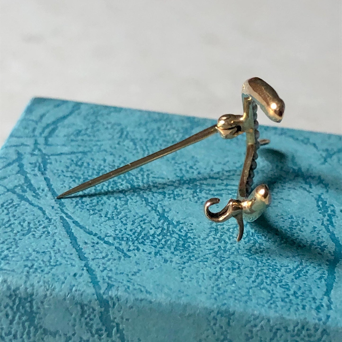 Edwardian 14k Yellow Gold & Seed Pearl Wishbone Brooch