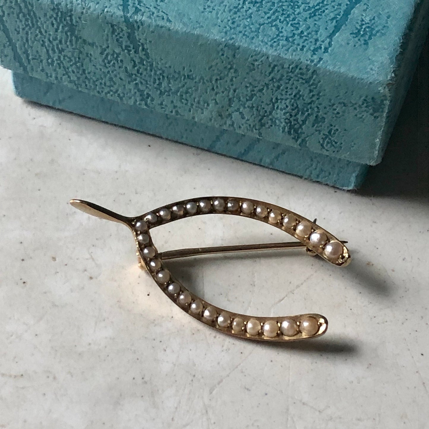 Edwardian 14k Yellow Gold & Seed Pearl Wishbone Brooch
