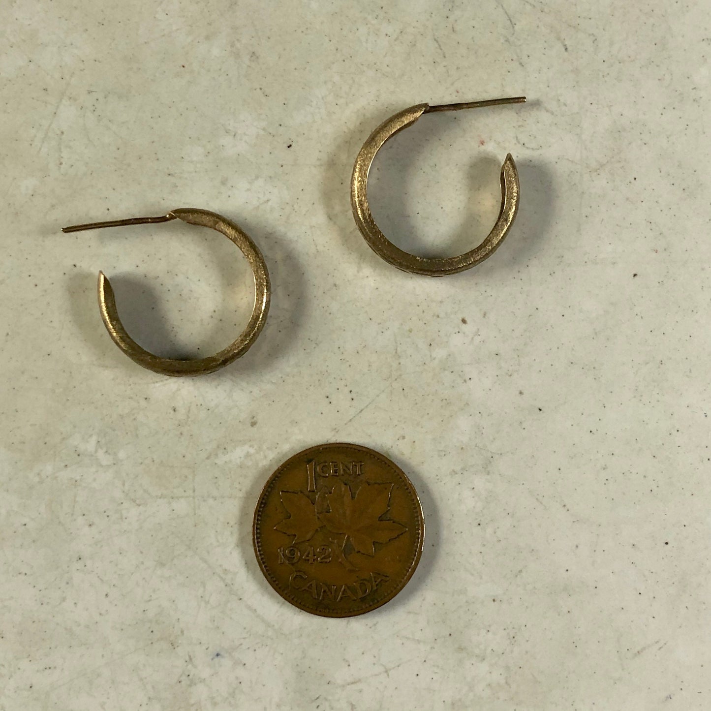Vintage 9ct Gold Hoop Studs With Engraved Chain Detailing