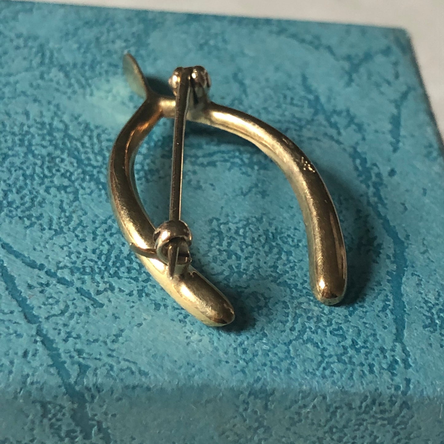 Edwardian 14k Yellow Gold & Seed Pearl Wishbone Brooch