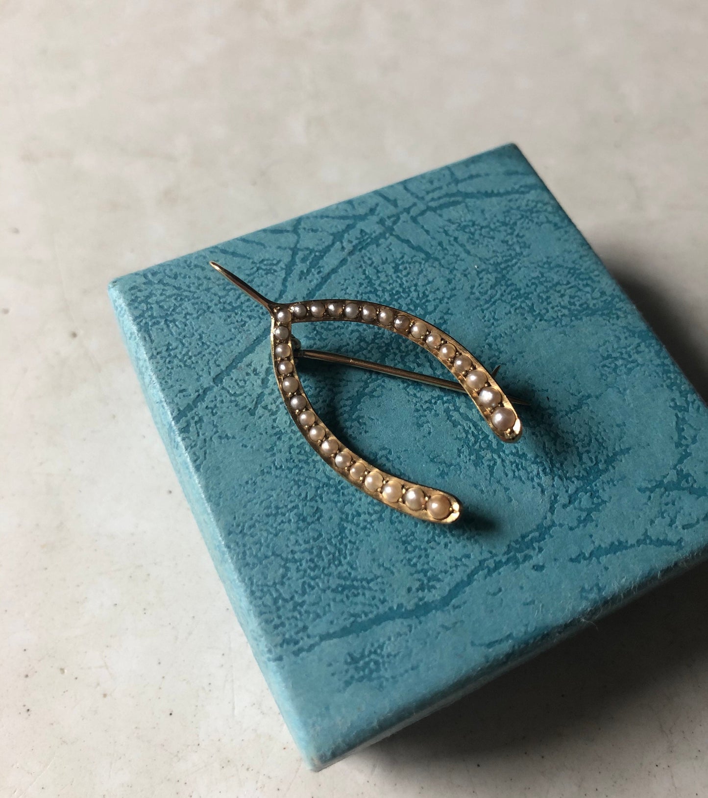 Edwardian 14k Yellow Gold & Seed Pearl Wishbone Brooch