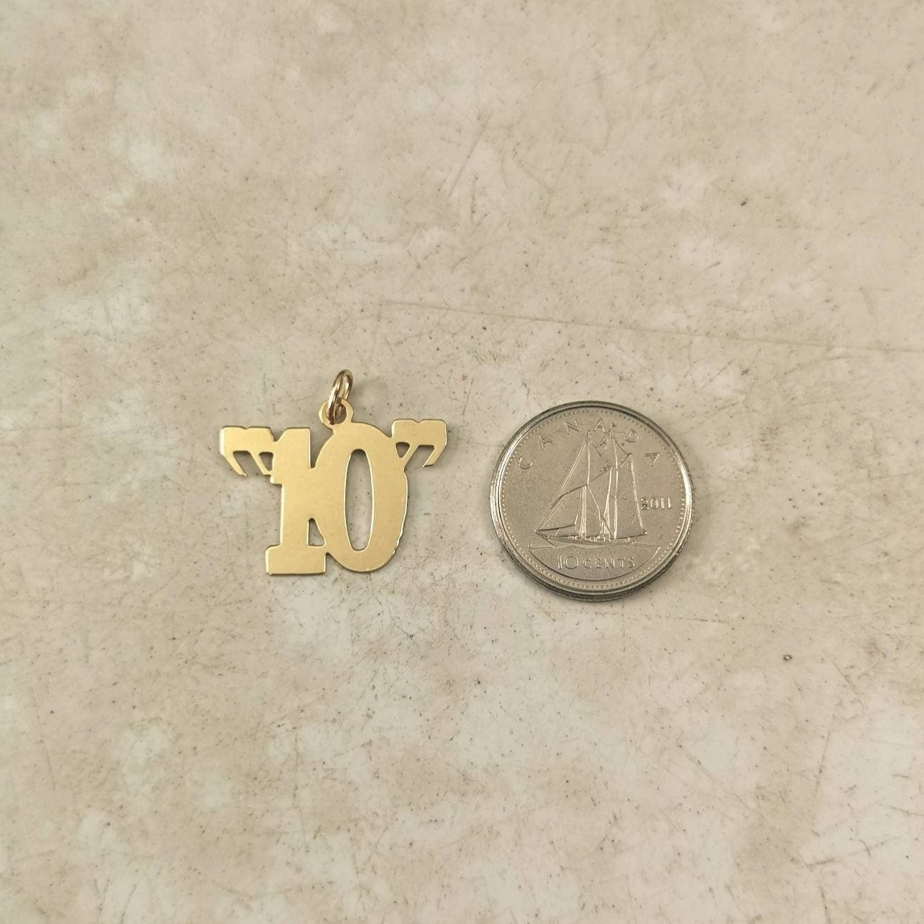 Vintage 14k Yellow Gold "10" Charm - You're A Ten!