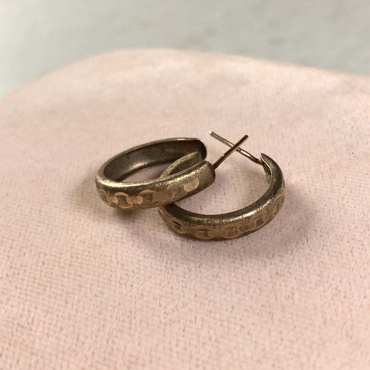 Vintage 9ct Gold Hoop Studs With Engraved Chain Detailing