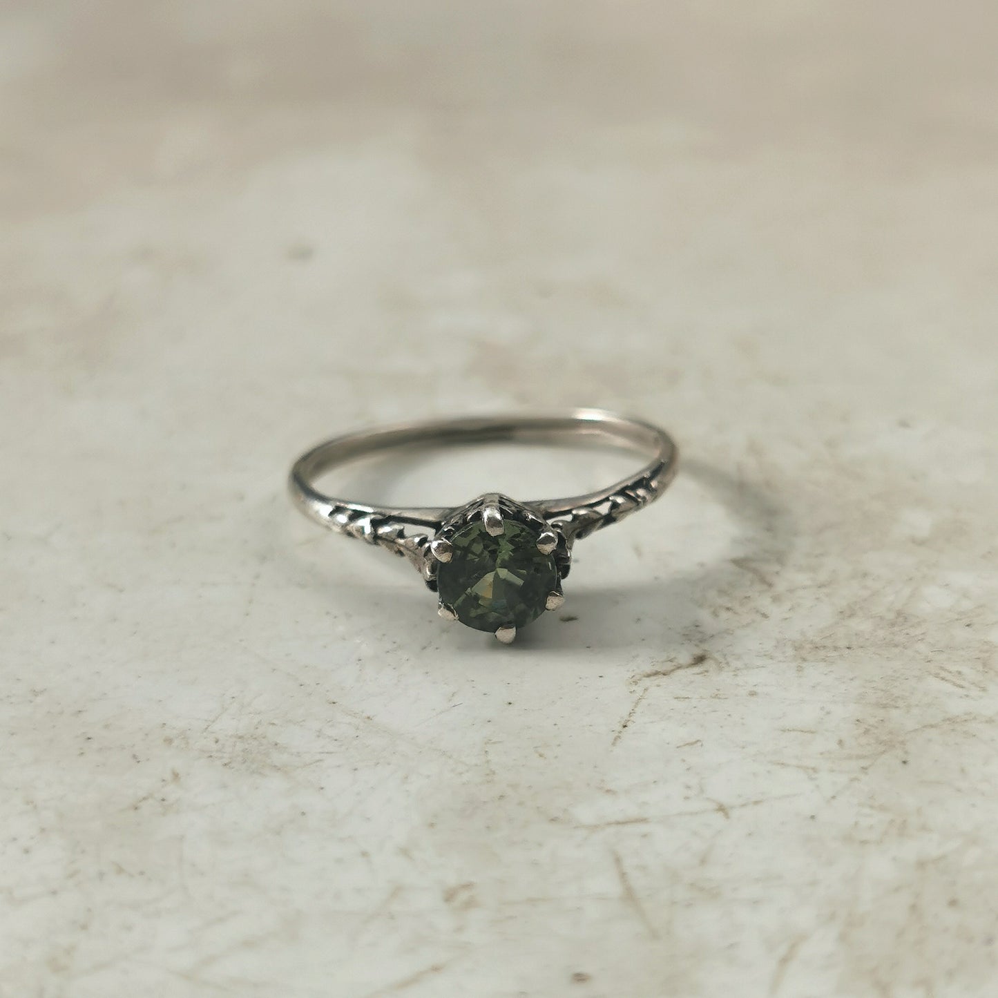 Estate Sterling Silver Art Deco Style Ring with Genuine Green Sapphire