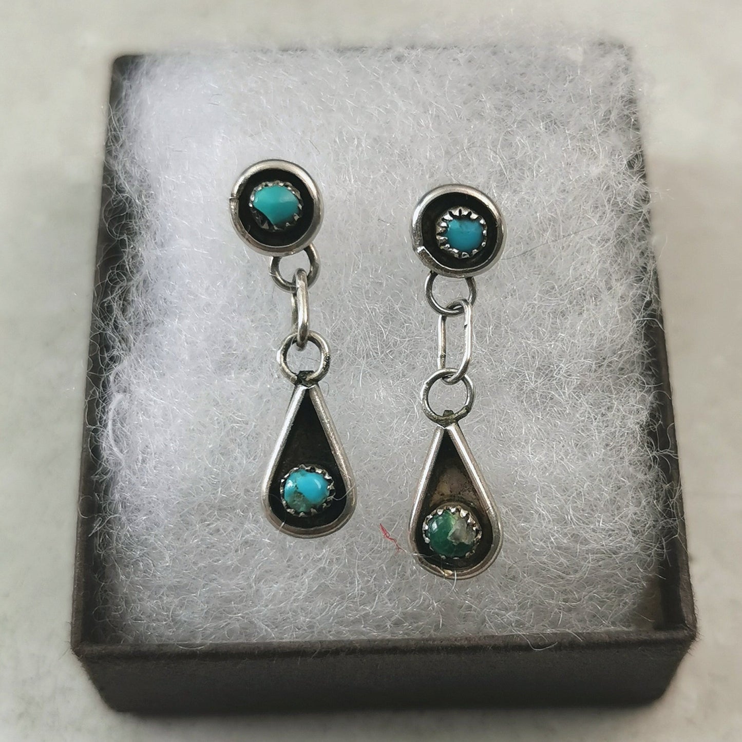 Vintage Silver South Western Turquoise Earrings