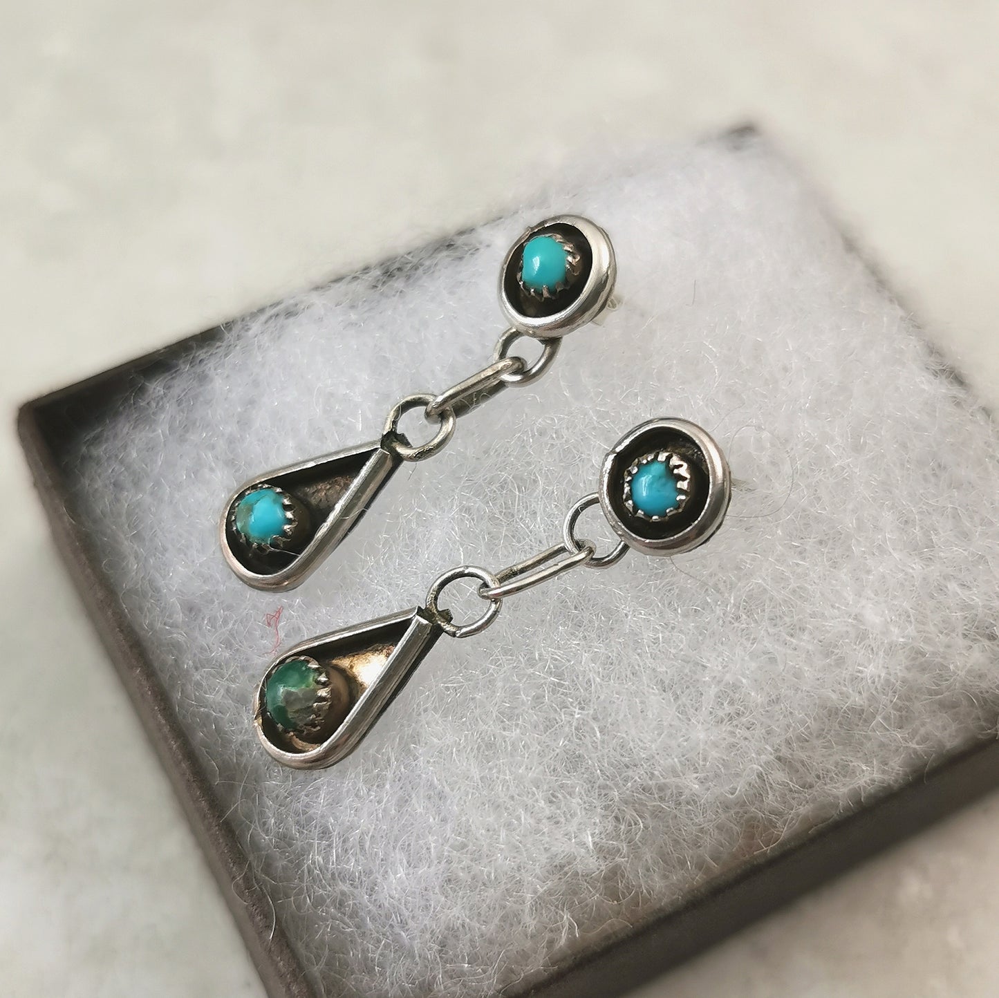 Vintage Silver South Western Turquoise Earrings