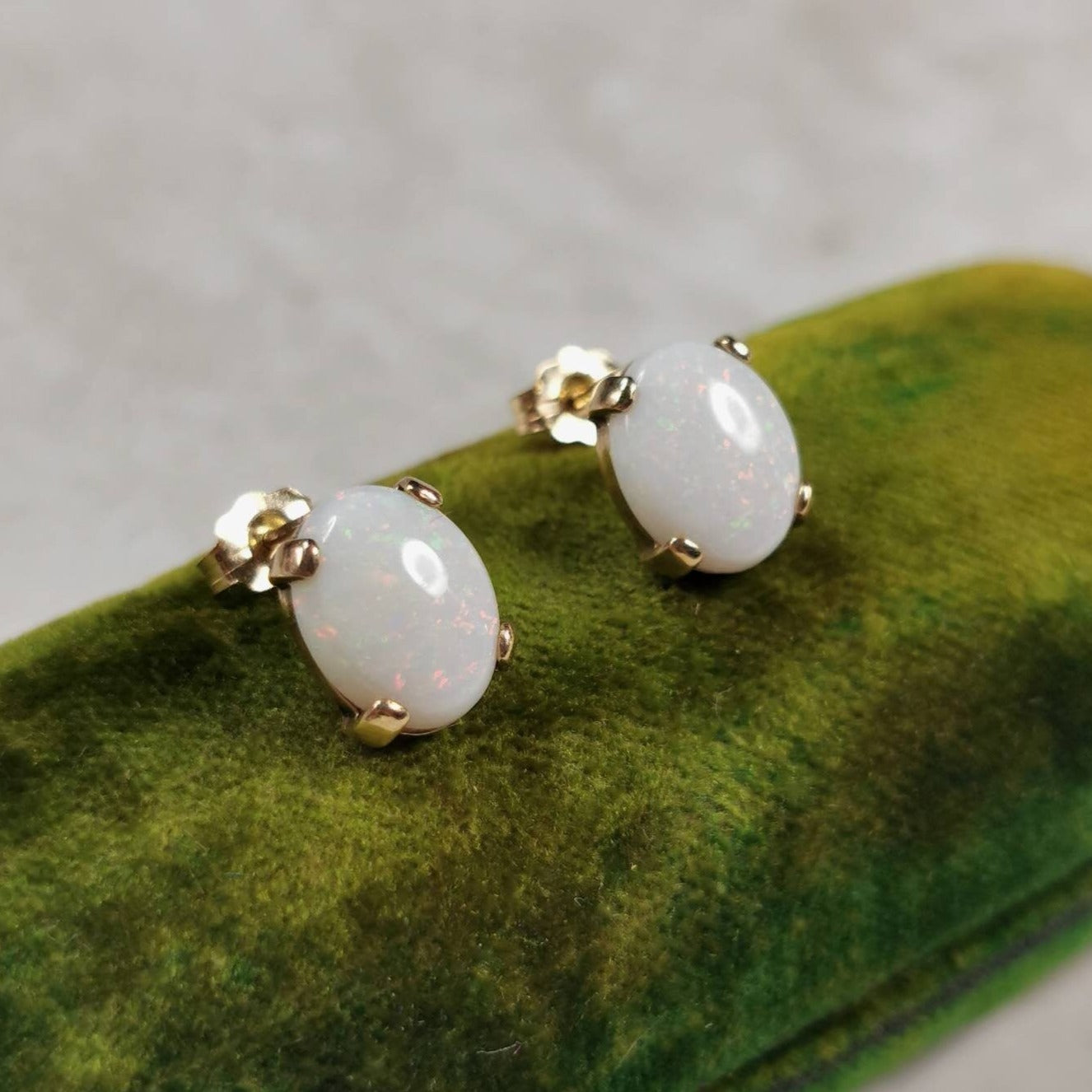 Estate 14k Yellow Gold Large Genuine Opal Studs