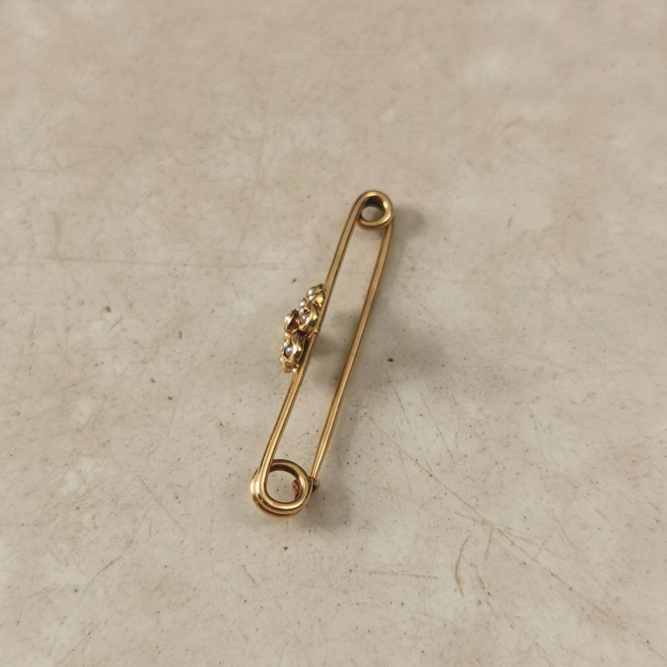 Victorian 14k Yellow Gold Seed Pearl Clover Safety Pin Brooch