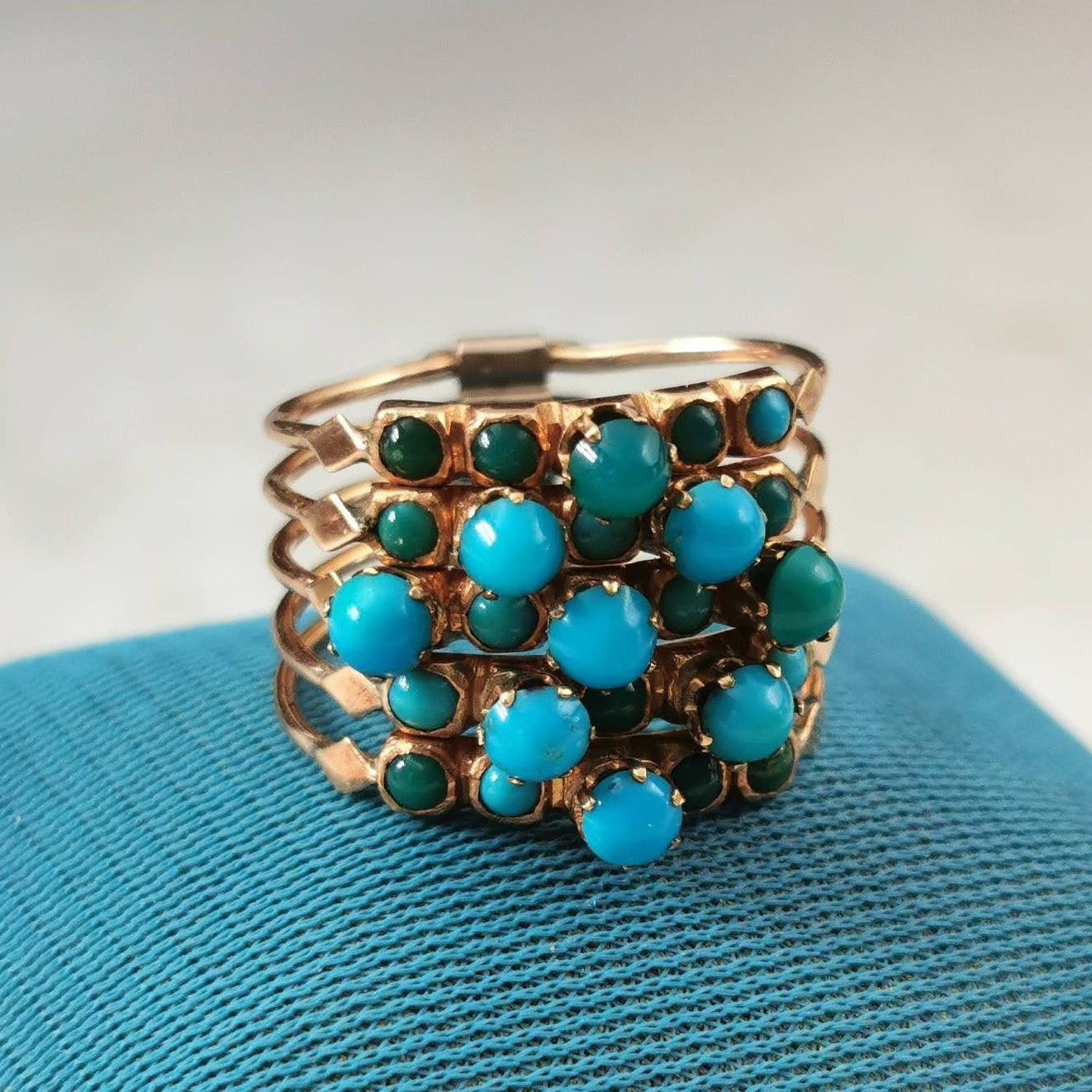 Vintage 14k Yellow Gold Turquoise Harem Ring