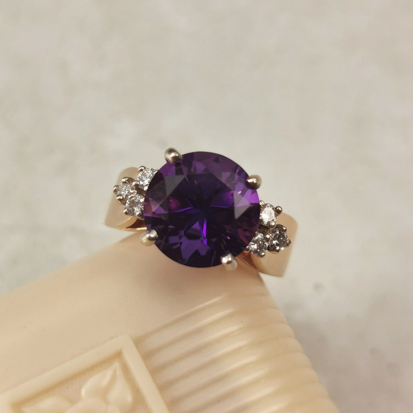 Estate 14k Yellow Gold Large Amethyst & Diamond Ring