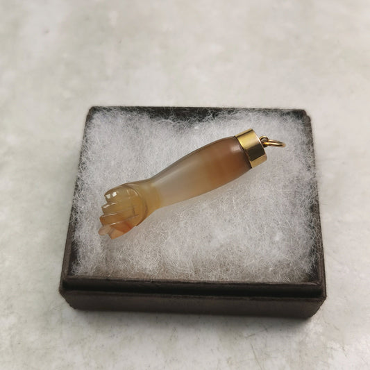 Vintage 10k Yellow Gold Banded Agate Mano Figa Charm Pendant