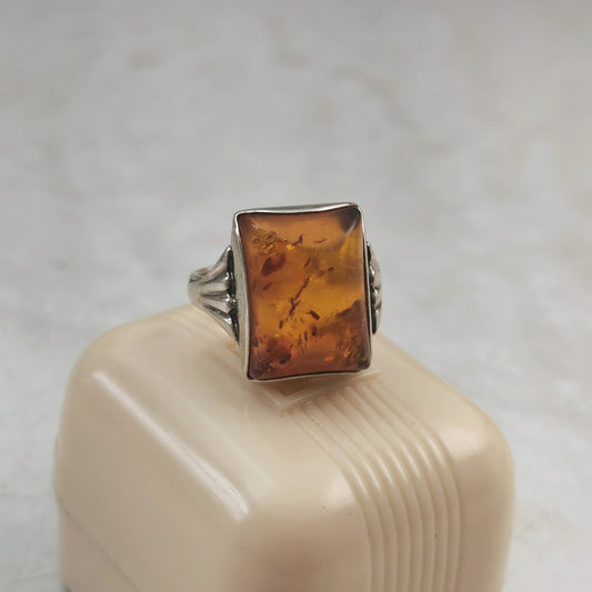 Vintage Sterling Silver Amber Signet Style Ring