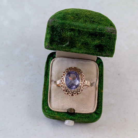 Vintage Polish 14k Yellow Gold Colour Change Alexandrite Ring