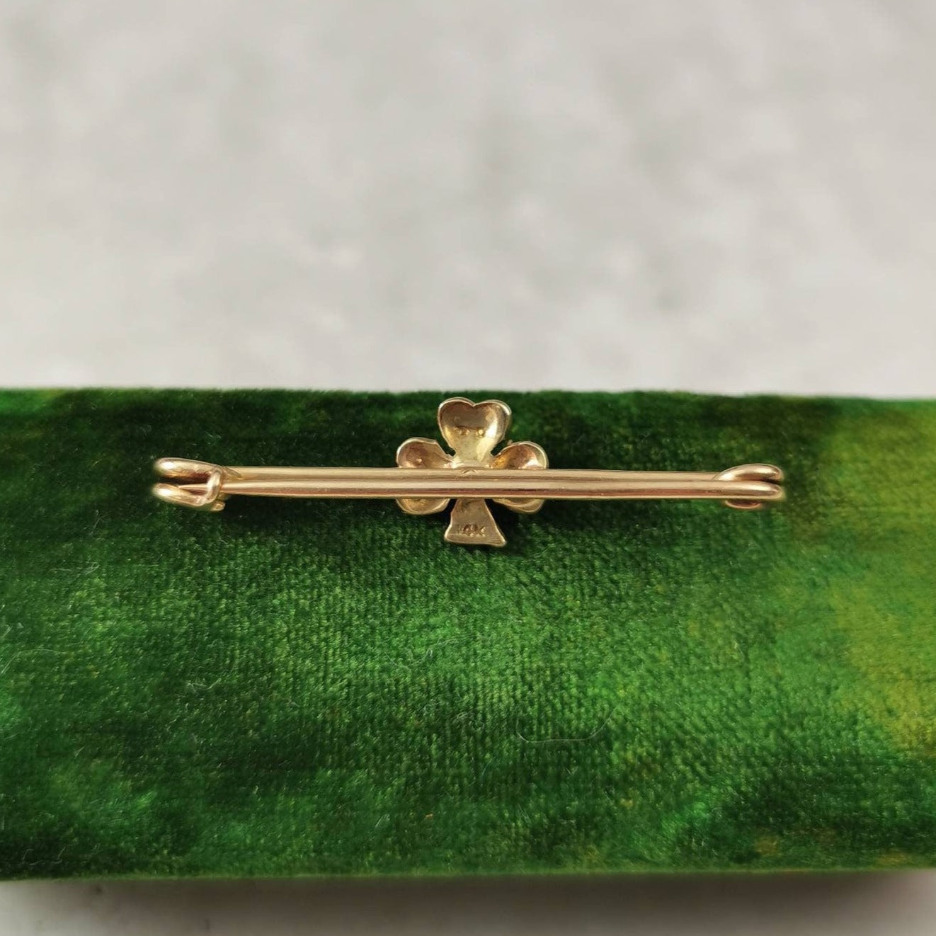 Victorian 14k Yellow Gold Seed Pearl Clover Safety Pin Brooch