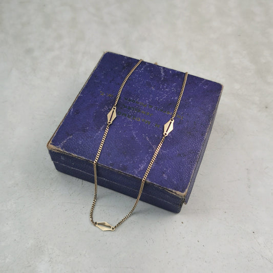 Vintage 10k Yellow Gold Kite Shaped Link Station Chain