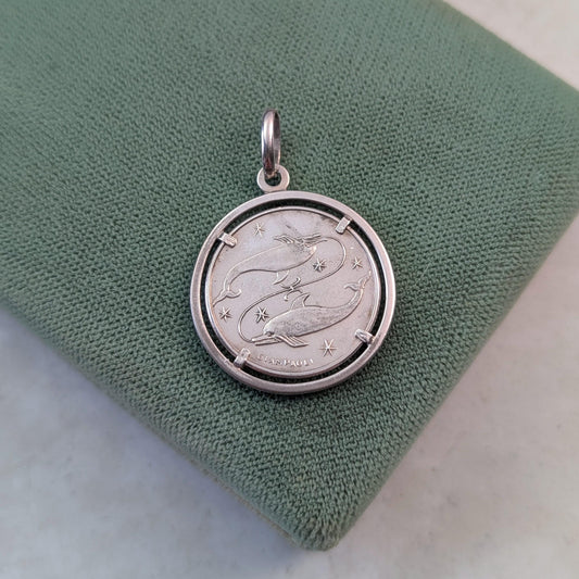 Vintage UNOAERRE Sterling Silver Pisces Giampaoli Zodiac Coin Pendant