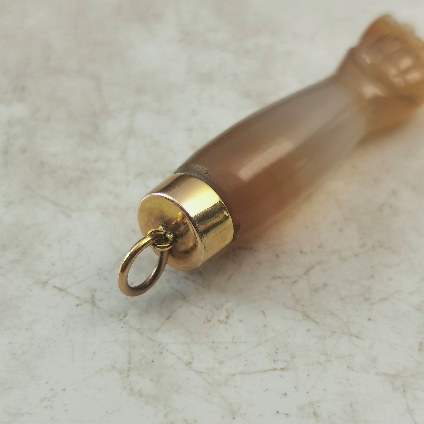 Vintage 10k Yellow Gold Banded Agate Mano Figa Charm Pendant