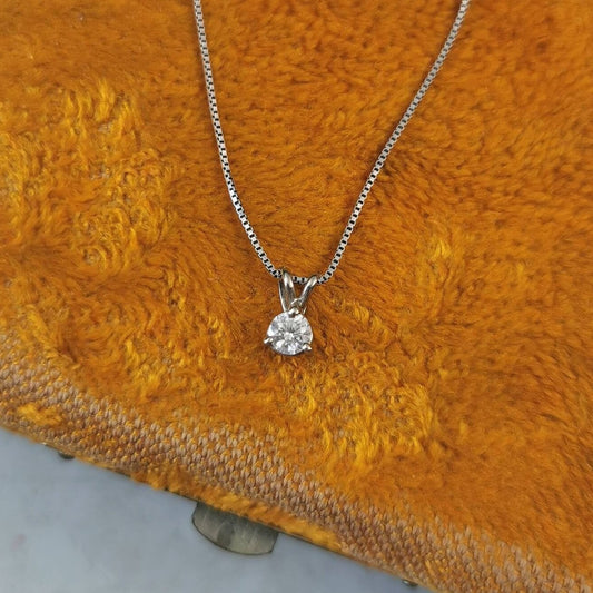 Estate Modern 0.15ct Diamond 14k White Gold Solitaire Necklace