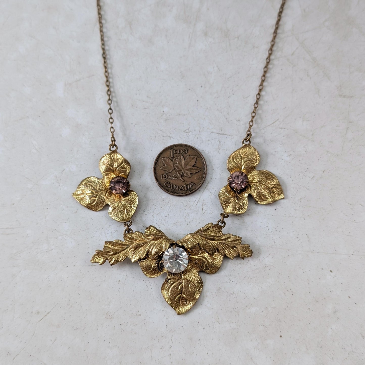 Antique Art Nouveau Brass Ivy Leaf Necklace - Paste Stone Gold Filled Collar Necklace - 16.5"